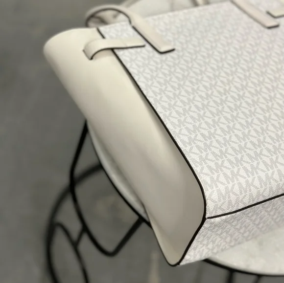 MICHAEL MICHAEL KORS CARMEN 35S2GNMT3B OPWHT MULTILG NS TOTE - Picture 4 of 6